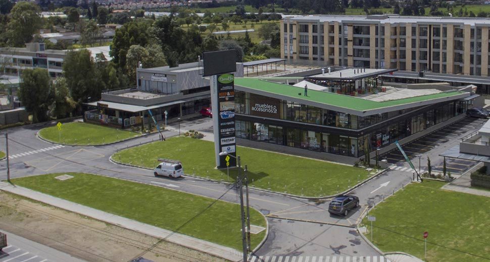 Terranova Plaza Comercial — Plaza comercial
